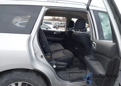 2018 Nissan Pathfinder Sv z USA, uszkodzony, nr VIN 5N1DR2MM5JC637204